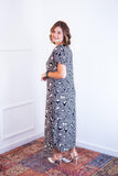 Vestido Antonella – Decote V com Fendas Laterais em Malha Confort - Naguirre Shop
