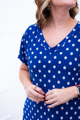 Vestido Antonella – Decote V com Fendas Laterais em Malha Confort - Naguirre Shop