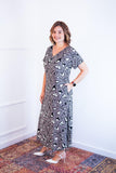 Vestido Antonella – Decote V com Fendas Laterais em Malha Confort - Naguirre Shop
