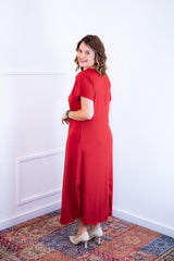 Vestido Antonella – Decote V com Fendas Laterais em Malha Confort - Naguirre Shop