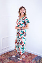 Vestido Antonella – Decote V com Fendas Laterais em Malha Confort - Naguirre Shop