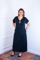 Vestido Antonella – Decote V com Fendas Laterais em Malha Confort - Naguirre Shop