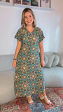 Vestido Antonella – Decote V com Fendas Laterais em Malha Confort - Naguirre Shop