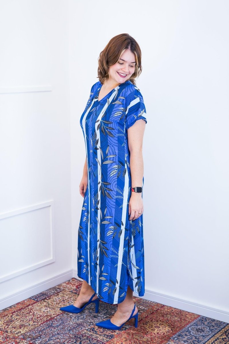 Vestido Antonella – Decote V com Fendas Laterais em Malha Confort - Naguirre Shop