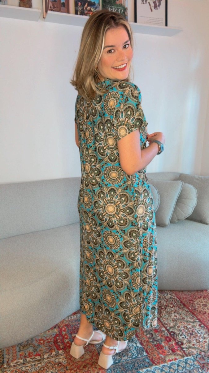 Vestido Antonella – Decote V com Fendas Laterais em Malha Confort - Naguirre Shop