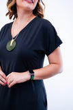 Vestido Antonella – Decote V com Fendas Laterais em Malha Confort - Naguirre Shop