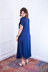 Vestido Antonella – Decote V com Fendas Laterais em Malha Confort - Naguirre Shop