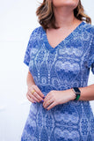 Vestido Antonella – Decote V com Fendas Laterais em Malha Confort - Naguirre Shop
