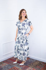 Vestido Antonella – Decote V com Fendas Laterais em Malha Confort Deluxe - Naguirre Shop