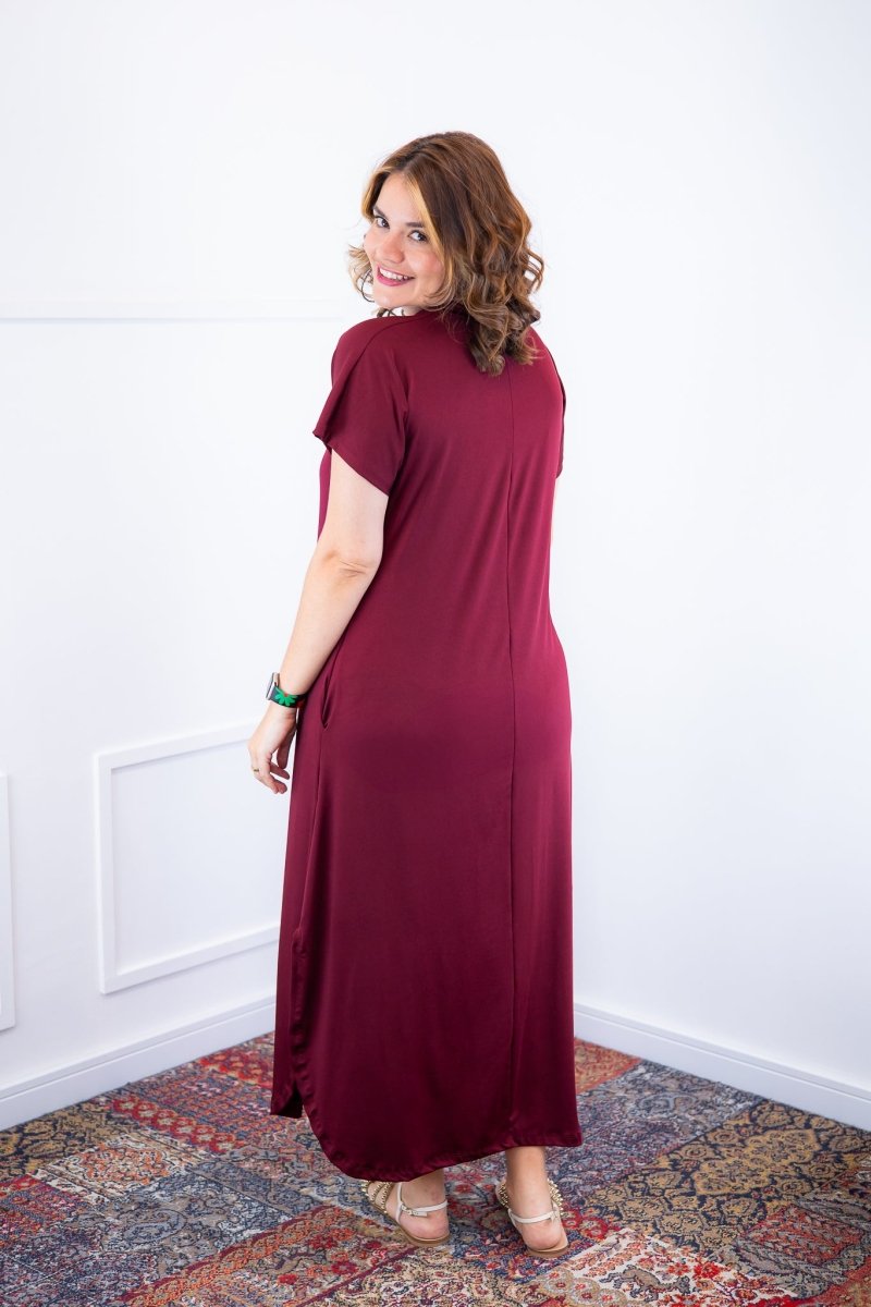 Vestido Antonella – Decote V com Fendas Laterais em Malha Confort Deluxe - Naguirre Shop