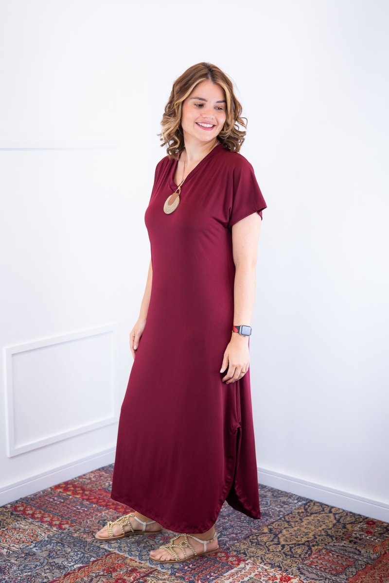 Vestido Antonella – Decote V com Fendas Laterais em Malha Confort Deluxe - Naguirre Shop