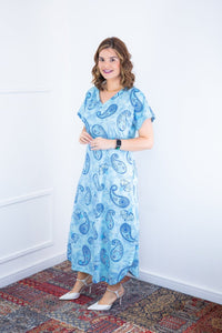 Vestido Antonella – Decote V com Fendas Laterais em Malha Confort Deluxe - Naguirre Shop