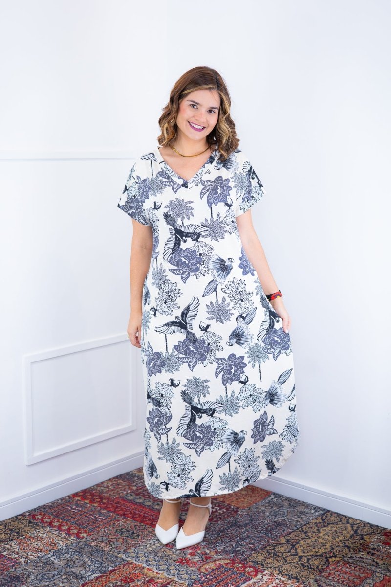 Vestido Antonella – Decote V com Fendas Laterais em Malha Confort Deluxe - Naguirre Shop