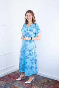 Vestido Antonella – Decote V com Fendas Laterais em Malha Confort Deluxe - Naguirre Shop