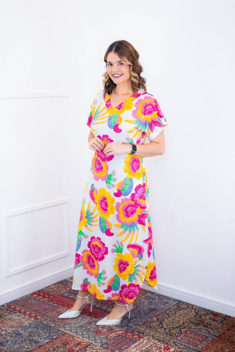 Vestido Antonella – Decote V com Fendas Laterais em Malha Confort Deluxe - Naguirre Shop