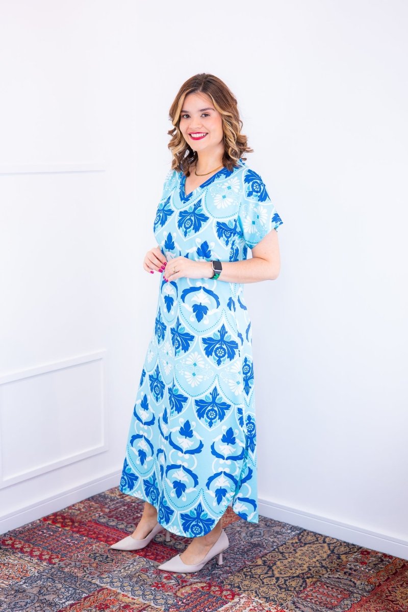 Vestido Antonella – Decote V com Fendas Laterais em Malha Confort Deluxe - Naguirre Shop