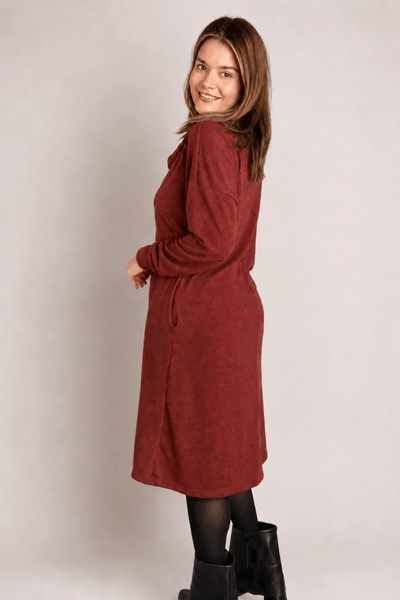 Vestido Bianca – Manga Longa com Gola Boba e Bolsos em Lãzinha Premium - Naguirre Shop