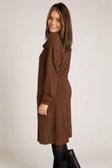 Vestido Bianca – Manga Longa com Gola Boba e Bolsos em Lãzinha Premium - Naguirre Shop