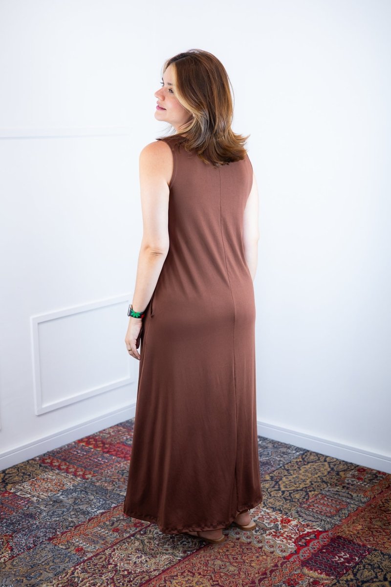 Vestido Daiane - Regata Longuete Mullet em Malha Confort - Naguirre Shop