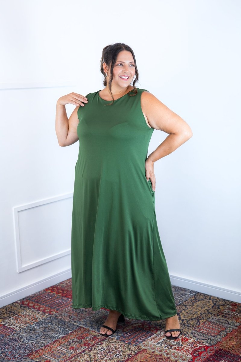 Vestido Daiane - Regata Longuete Mullet em Malha Confort - Naguirre Shop