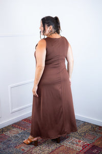 Vestido Daiane - Regata Longuete Mullet em Malha Confort - Naguirre Shop