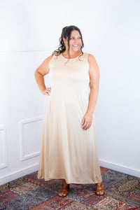 Vestido Daiane - Regata Longuete Mullet em Malha Confort - Naguirre Shop