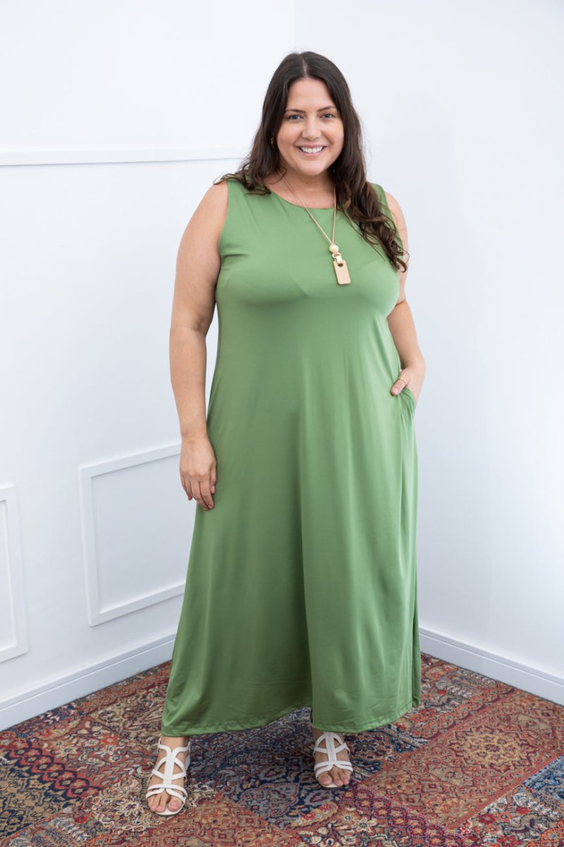 Vestido Daiane - Regata Longuete Mullet em Malha Confort - Naguirre Shop