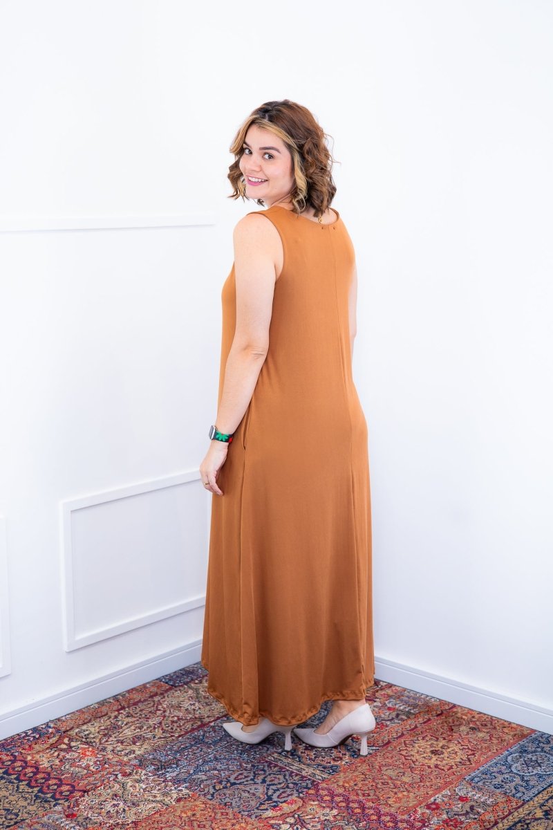Vestido Daiane - Regata Longuete Mullet em Malha Confort - Naguirre Shop