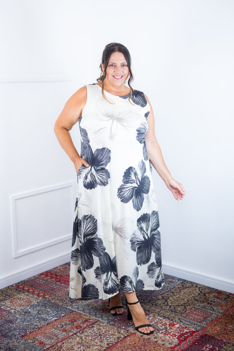 Vestido Daiane - Regata Longuete Mullet em Malha Confort - Naguirre Shop