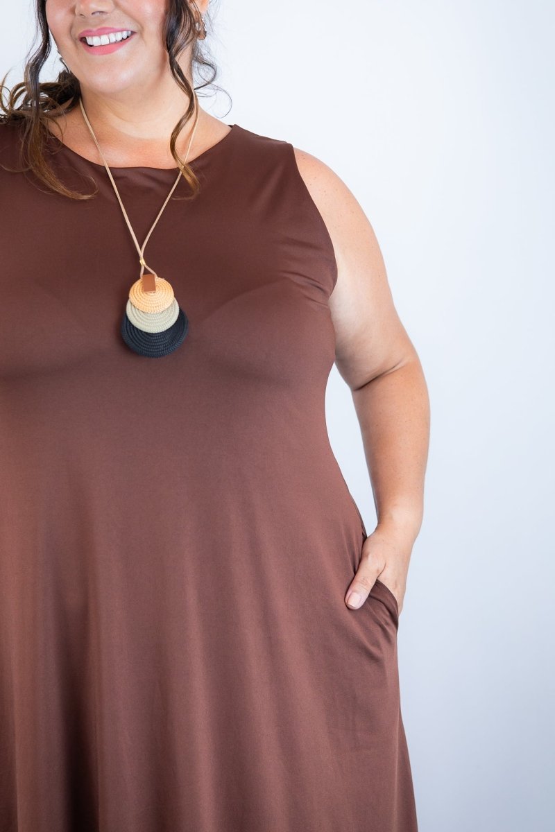 Vestido Daiane - Regata Longuete Mullet em Malha Confort - Naguirre Shop