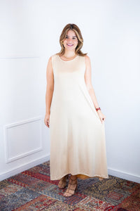 Vestido Daiane - Regata Longuete Mullet em Malha Confort - Naguirre Shop