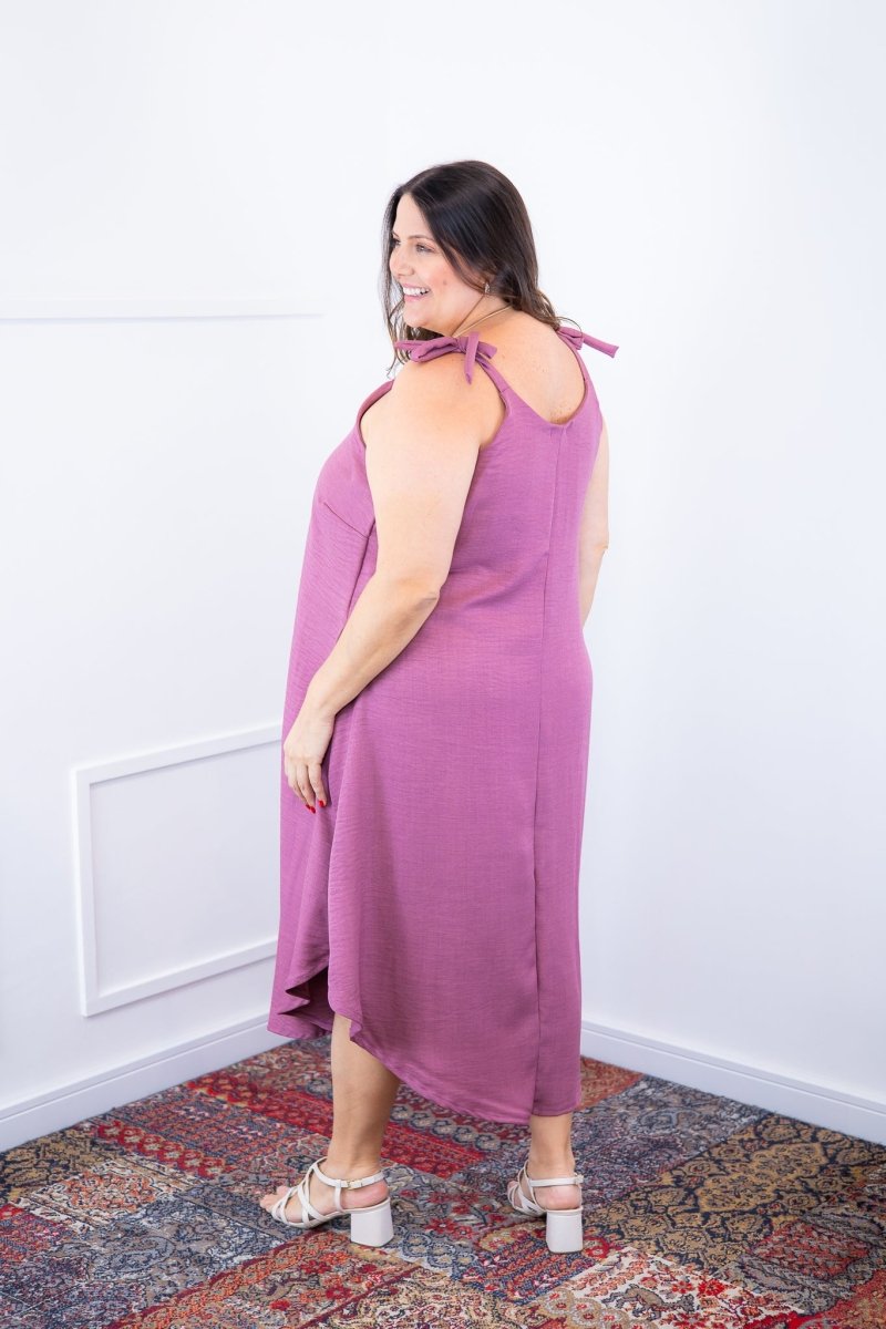 Vestido Dandara - Midi de Alça Decote V em Linho Light - Naguirre Shop