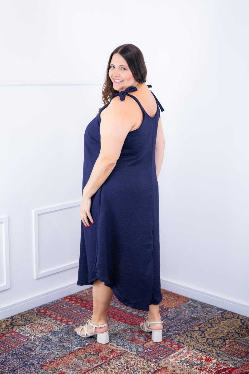 Vestido Dandara - Midi de Alça Decote V em Linho Light - Naguirre Shop