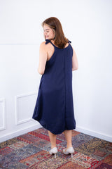 Vestido Dandara - Midi de Alça Decote V em Linho Light - Naguirre Shop