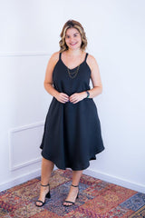 Vestido Dandara - Midi de Alça Decote V em Linho Light - Naguirre Shop