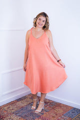 Vestido Dandara - Midi de Alça Decote V em Linho Light - Naguirre Shop