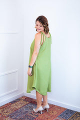 Vestido Dandara - Midi de Alça Decote V em Linho Light - Naguirre Shop