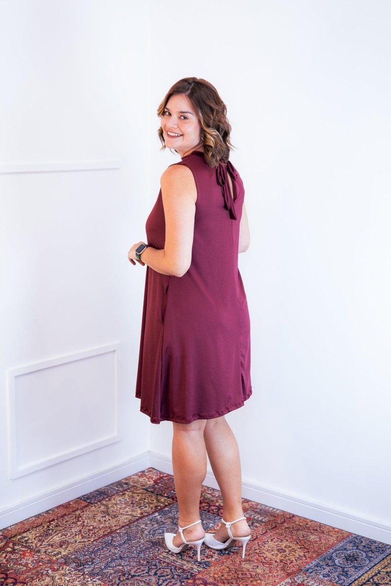 Vestido Emily - Regata de Amarrar nas Costas em Malha Confort - Naguirre Shop