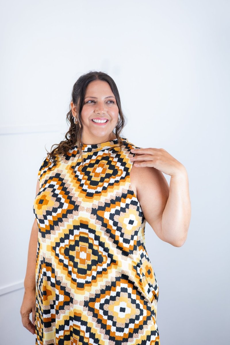 Vestido Emily - Regata de Amarrar nas Costas em Malha Confort - Naguirre Shop