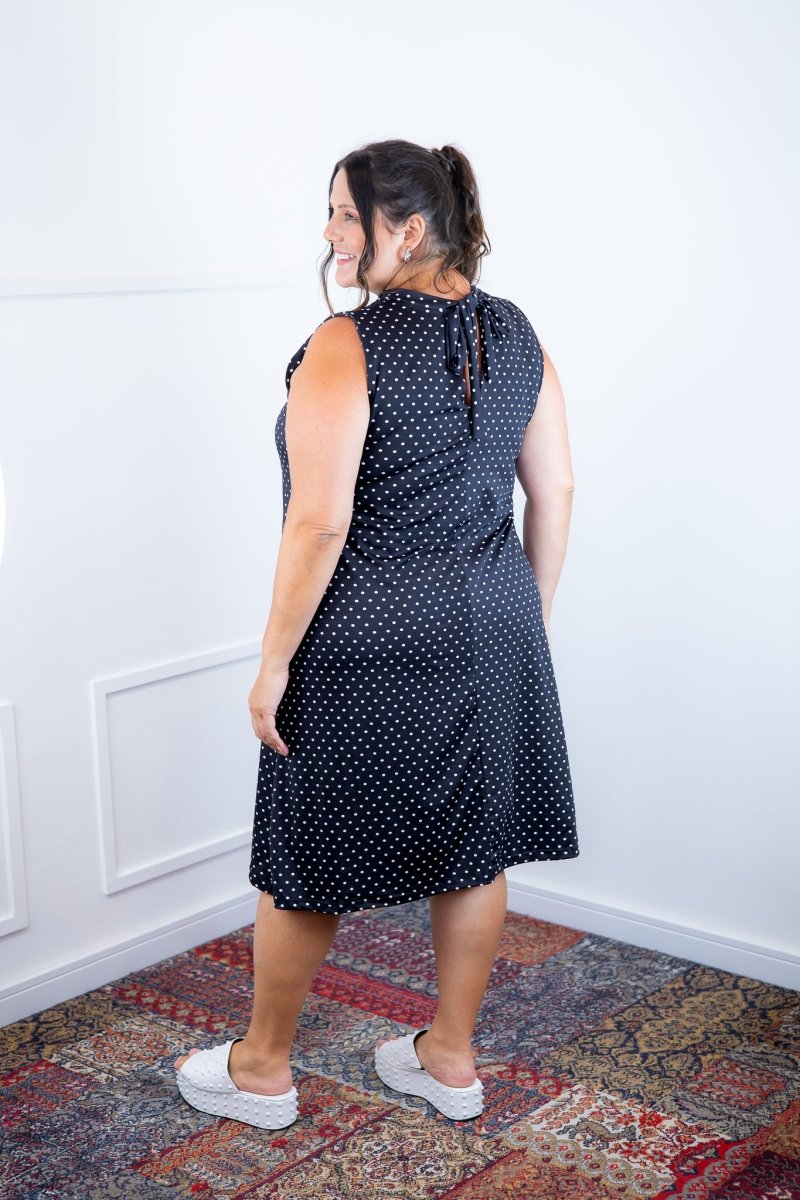 Vestido Emily - Regata de Amarrar nas Costas em Malha Confort - Naguirre Shop