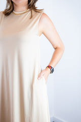 Vestido Emily - Regata de Amarrar nas Costas em Malha Confort - Naguirre Shop