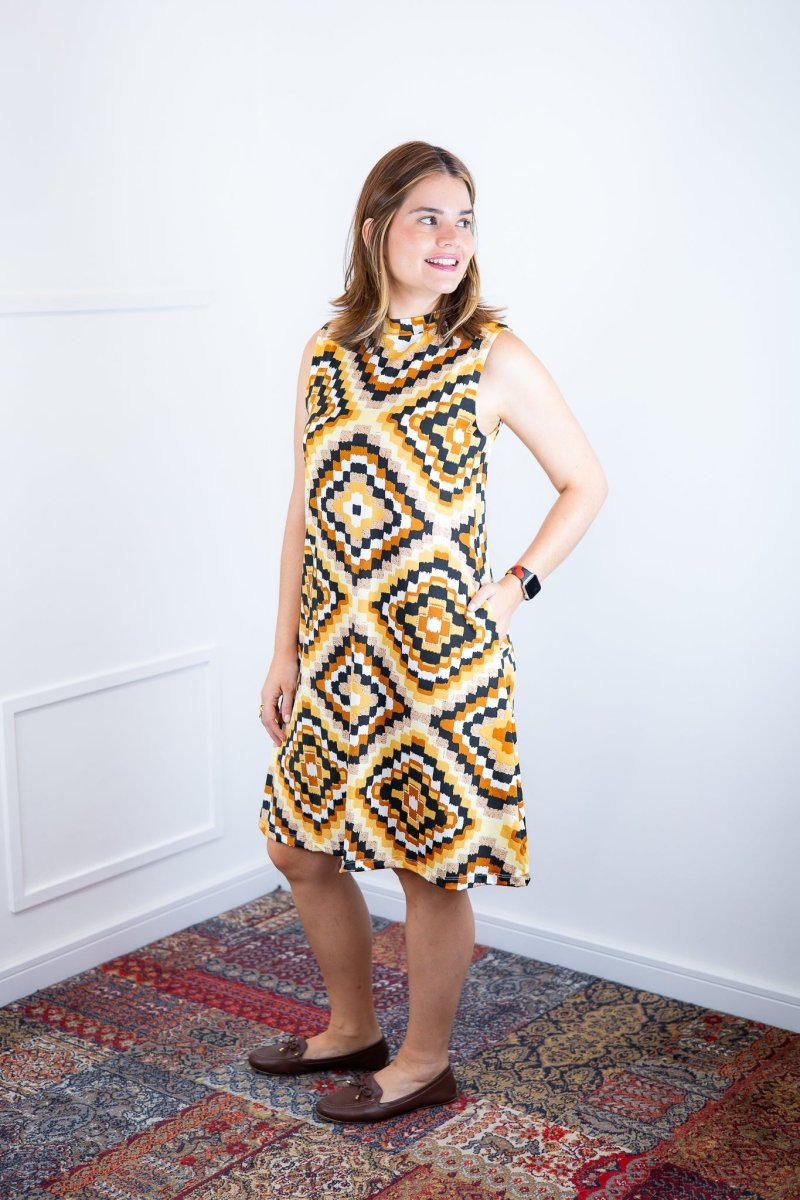 Vestido Emily - Regata de Amarrar nas Costas em Malha Confort - Naguirre Shop