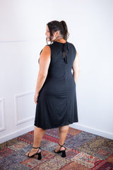 Vestido Emily - Regata de Amarrar nas Costas em Malha Confort - Naguirre Shop