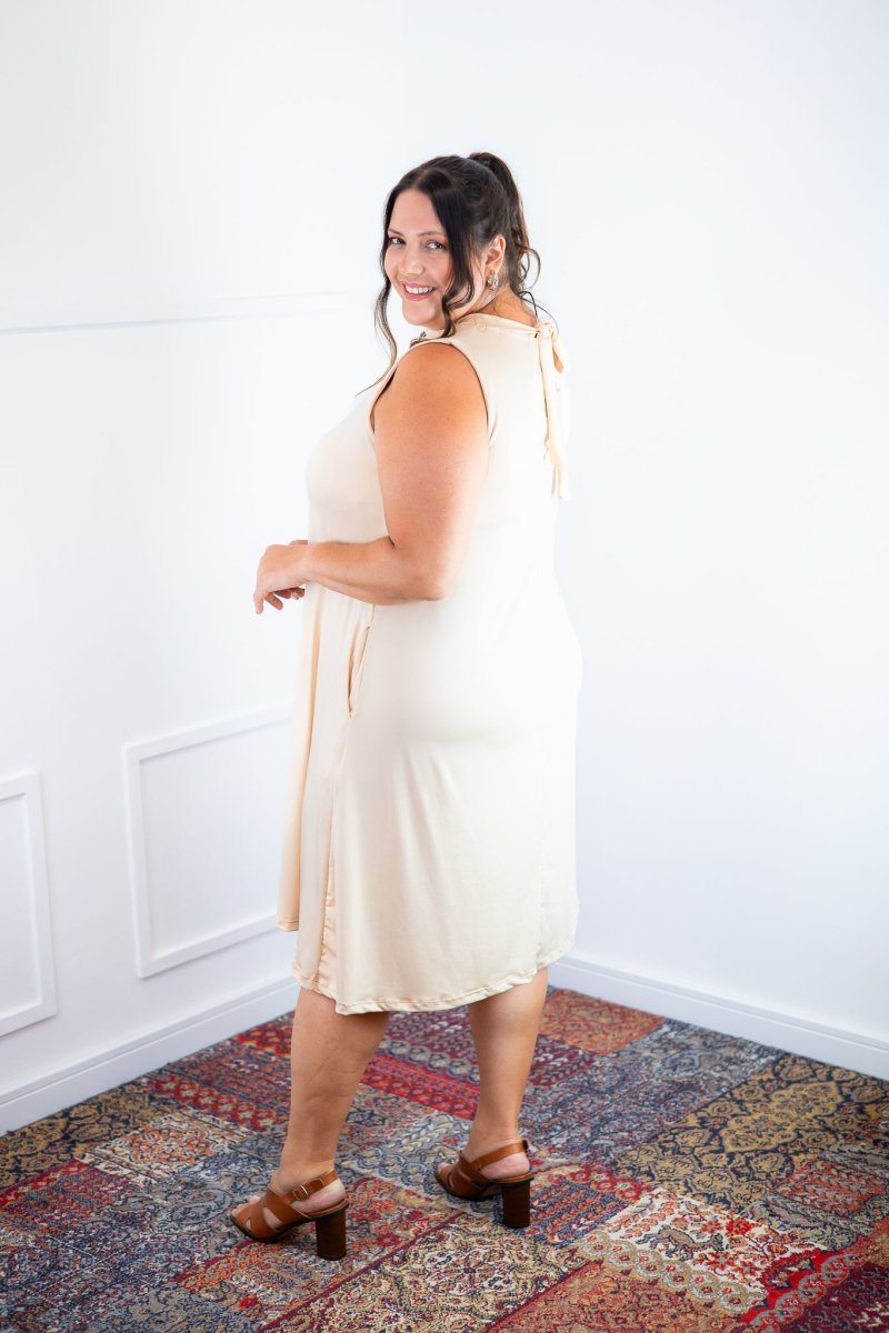 Vestido Emily - Regata de Amarrar nas Costas em Malha Confort - Naguirre Shop