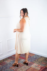 Vestido Emily - Regata de Amarrar nas Costas em Malha Confort - Naguirre Shop