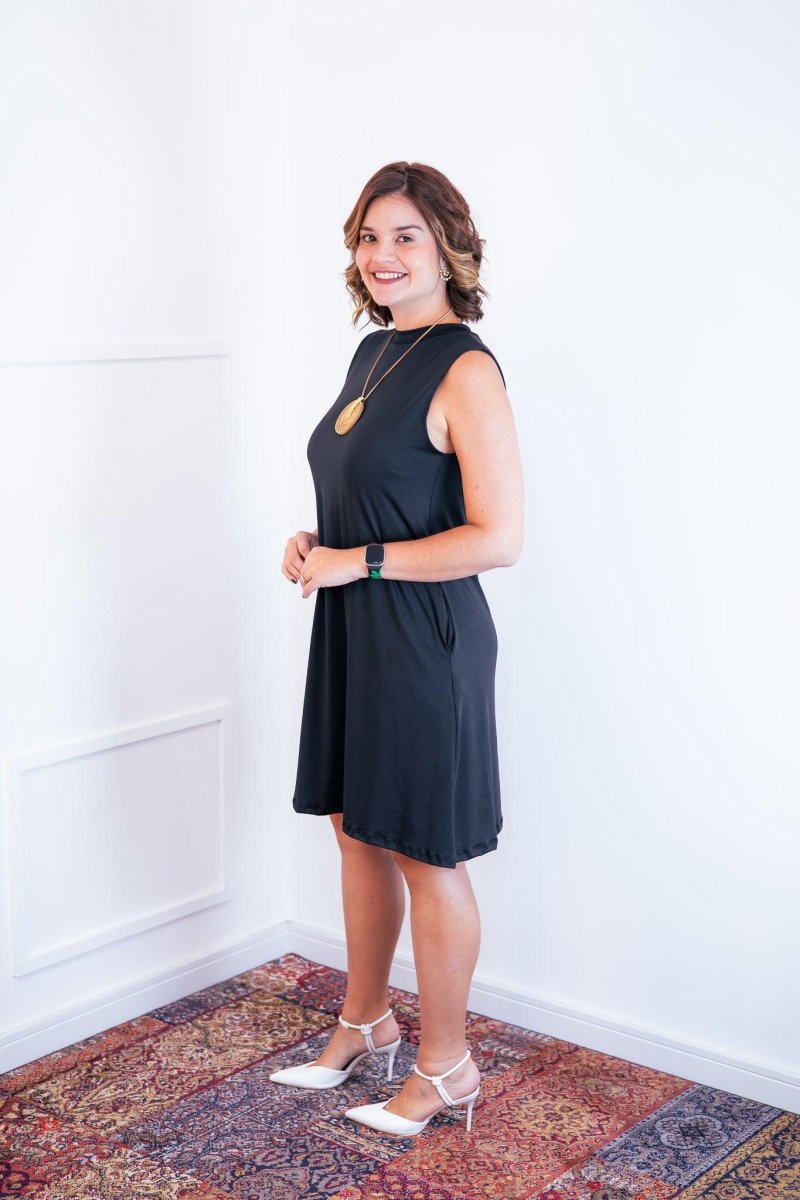 Vestido Emily - Regata de Amarrar nas Costas em Malha Confort - Naguirre Shop