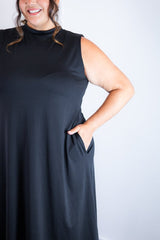 Vestido Emily - Regata de Amarrar nas Costas em Malha Confort - Naguirre Shop