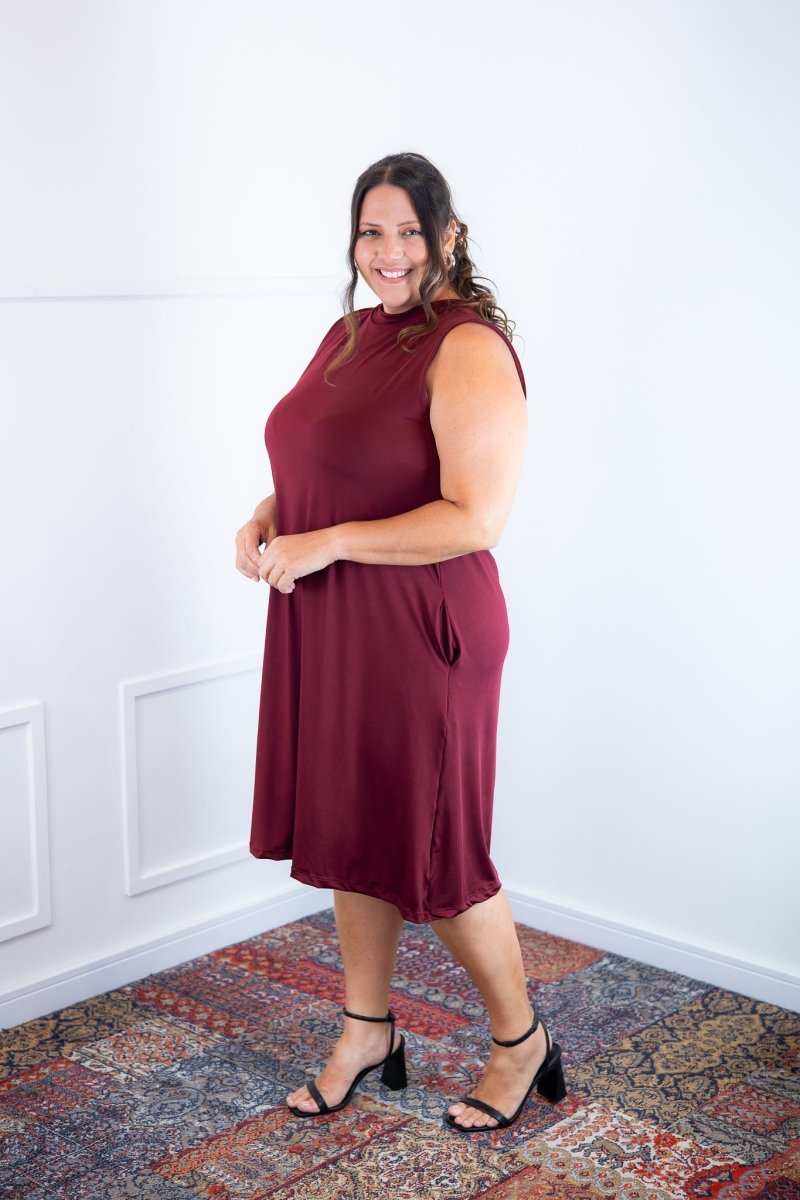 Vestido Emily - Regata de Amarrar nas Costas em Malha Confort - Naguirre Shop