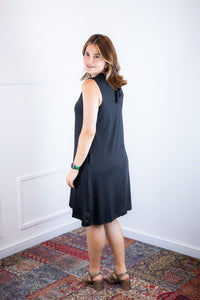 Vestido Emily - Regata de Amarrar nas Costas em Malha Confort - Naguirre Shop