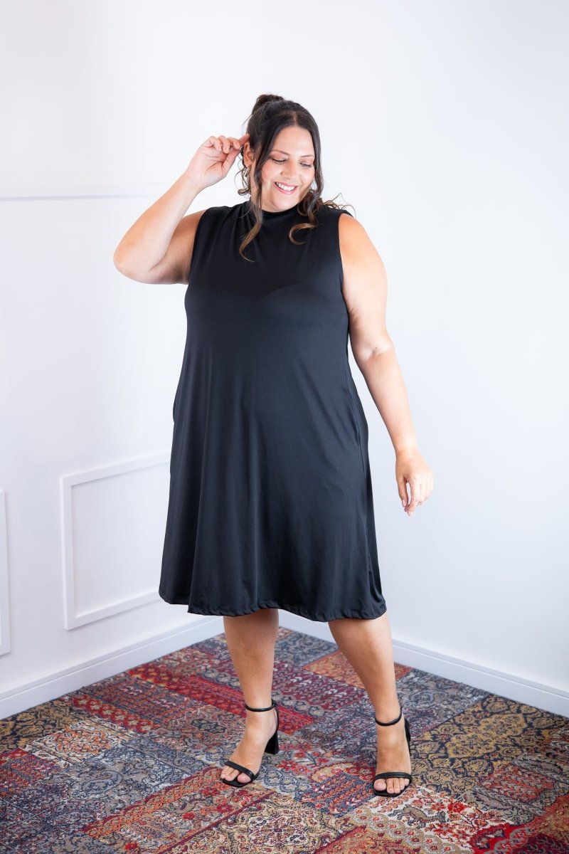 Vestido Emily - Regata de Amarrar nas Costas em Malha Confort - Naguirre Shop